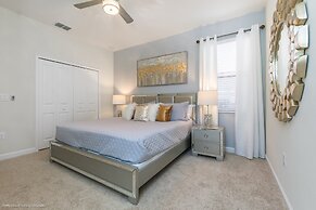 5 Bedroom 5 Solterra Resort