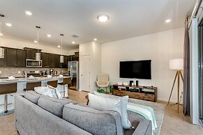 5brm Tiki Bar on Site & Restaurant