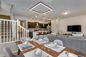 5brm Tiki Bar on Site & Restaurant