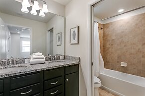 5brm Tiki Bar on Site & Restaurant