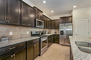 5brm Tiki Bar on Site & Restaurant