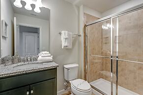 5brm Tiki Bar on Site & Restaurant