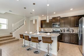 5brm Tiki Bar on Site & Restaurant