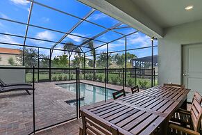 5brm Tiki Bar on Site & Restaurant