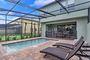 5brm Tiki Bar on Site & Restaurant