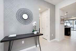 5 bed Town Home With Pool