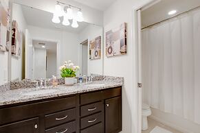 5 bed Town Home With Pool