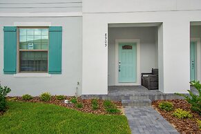 5 bed Town Home With Pool