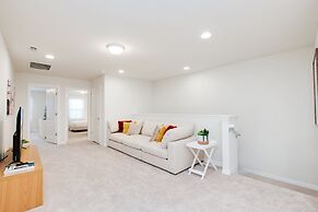 5 bed Town Home With Pool