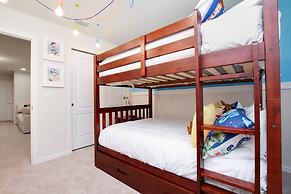 5 bed Town Home With Pool