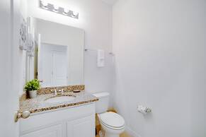 5 Bdrm Solterra New Home