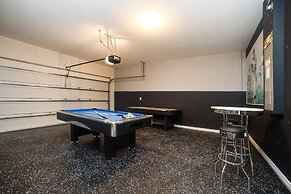 5 Bdrm Solterra New Home