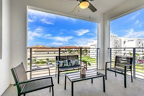 Beautiful 2 Bdrm 2 BA Condo