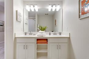 Beautiful 2 Bdrm 2 BA Condo