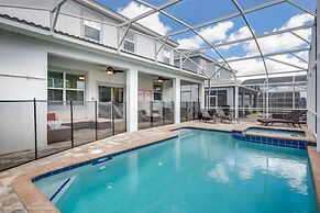 6 Bedroom, 6 Bath Pool Home