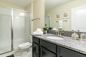 6 Bedroom, 6 Bath Pool Home