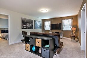 6 Bedroom, 6 Bath Pool Home