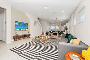 5 Bed 5 Ba Solterra Villa with Pool & Spa