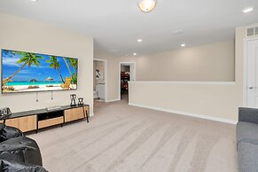 5 Bed 5 Ba Solterra Villa with Pool & Spa