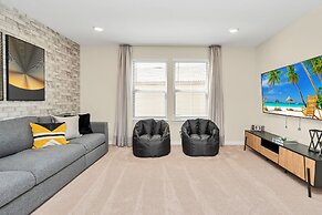 5 Bed 5 Ba Solterra Villa with Pool & Spa