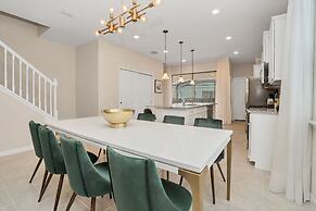 5 Bed 5 Ba Solterra Villa with Pool & Spa