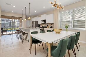 5 Bed 5 Ba Solterra Villa with Pool & Spa