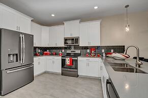 Champions Gate 9 Bedroom Villa with Pool & Spa