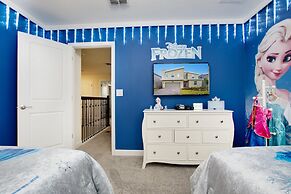 9 Bed 5 Ba Villa with Games, Pool & Spa