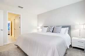 9 Bed 5 Ba Villa with Games, Pool & Spa