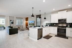 9BR Villa with Game Room & Theater