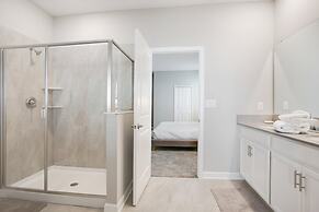 9BR Villa with Game Room & Theater