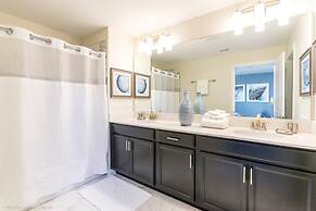 8917stin New Luxury Furnished 5 Bedroom 4 Bathroom