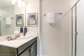 8917stin New Luxury Furnished 5 Bedroom 4 Bathroom