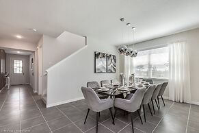 9 Bed 6,5 Ba Villa Games, Pool & Spa