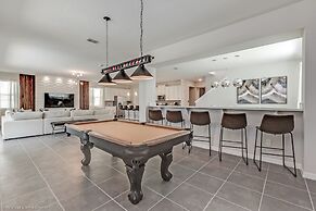 9 Bed 6,5 Ba Villa Games, Pool & Spa