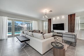 9 Bed 6,5 Ba Villa Games, Pool & Spa