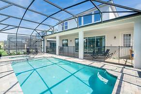 6 Bed 5 Ba Villa with Game Room, Pool & Spa