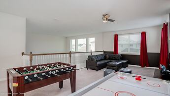 6 Bed 5 Ba Villa with Game Room, Pool & Spa