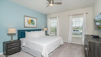 6 Bed 5 Ba Villa with Game Room, Pool & Spa