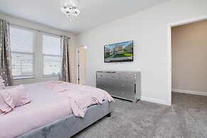 Champions Gate Resort 6 Bdrm Home