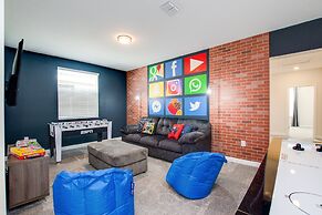 Champions Gate Resort 6 Bdrm Home