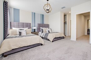 Champions Gate Resort 6 Bdrm Home