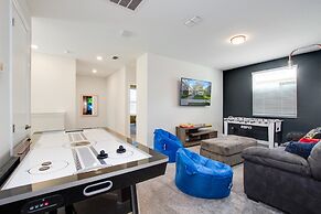 Champions Gate Resort 6 Bdrm Home