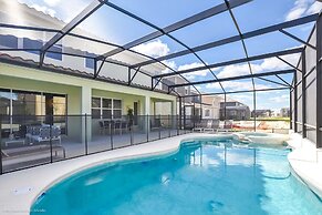 14 Bdrm 11 BA Sleeps 30