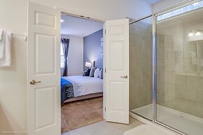 14 Bdrm 11 BA Sleeps 30