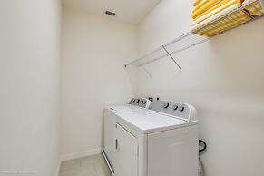 14 Bdrm 11 BA Sleeps 30