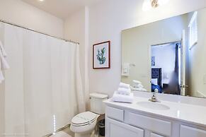 14 Bdrm 11 BA Sleeps 30