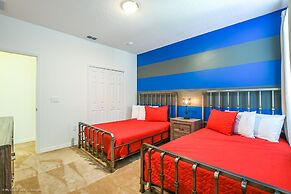 14 Bdrm 11 BA Sleeps 30