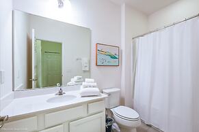 14 Bdrm 11 BA Sleeps 30