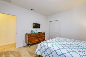 14 Bdrm 11 BA Sleeps 30